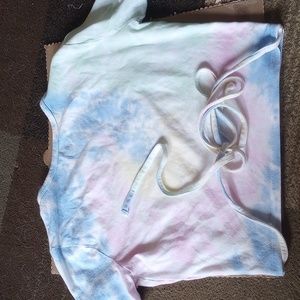Tie-dye Hollister crop top